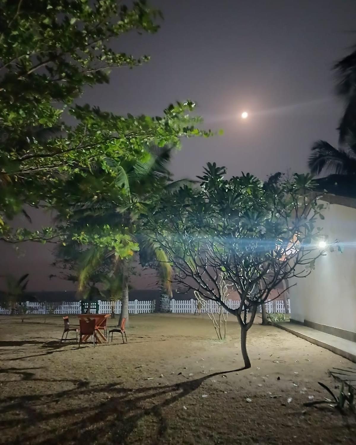 Pearl Oceanic Resort - Trincomalee Esterno foto