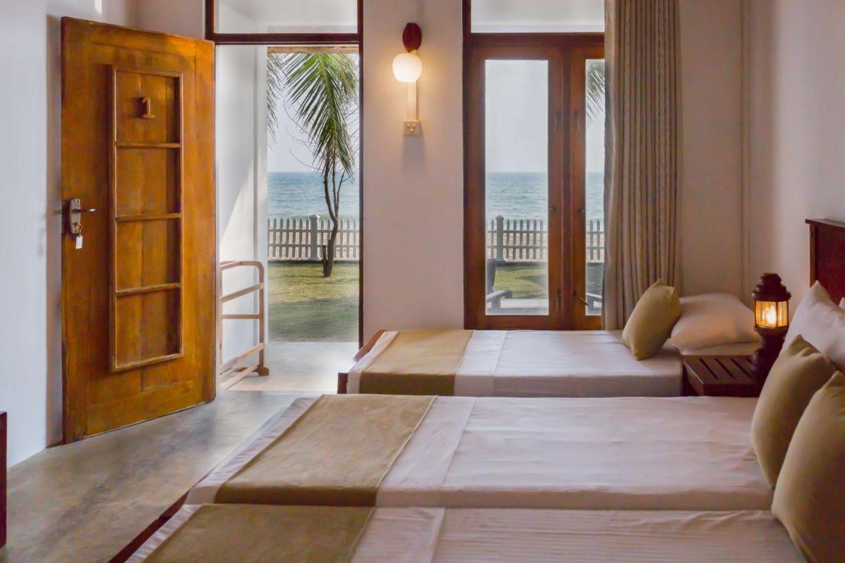 Pearl Oceanic Resort - Trincomalee Esterno foto